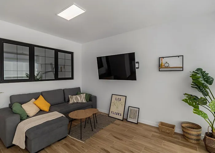 Urban Elegance View Pool Apartment Las Palmas / Gran Canaria