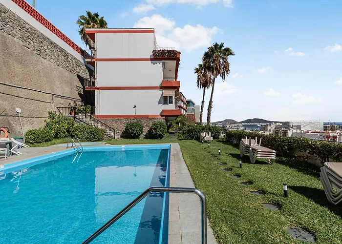 Urban Elegance View Pool