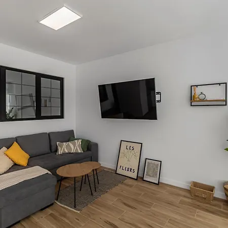 Urban Elegance View Pool Apartment Las Palmas / Gran Canaria